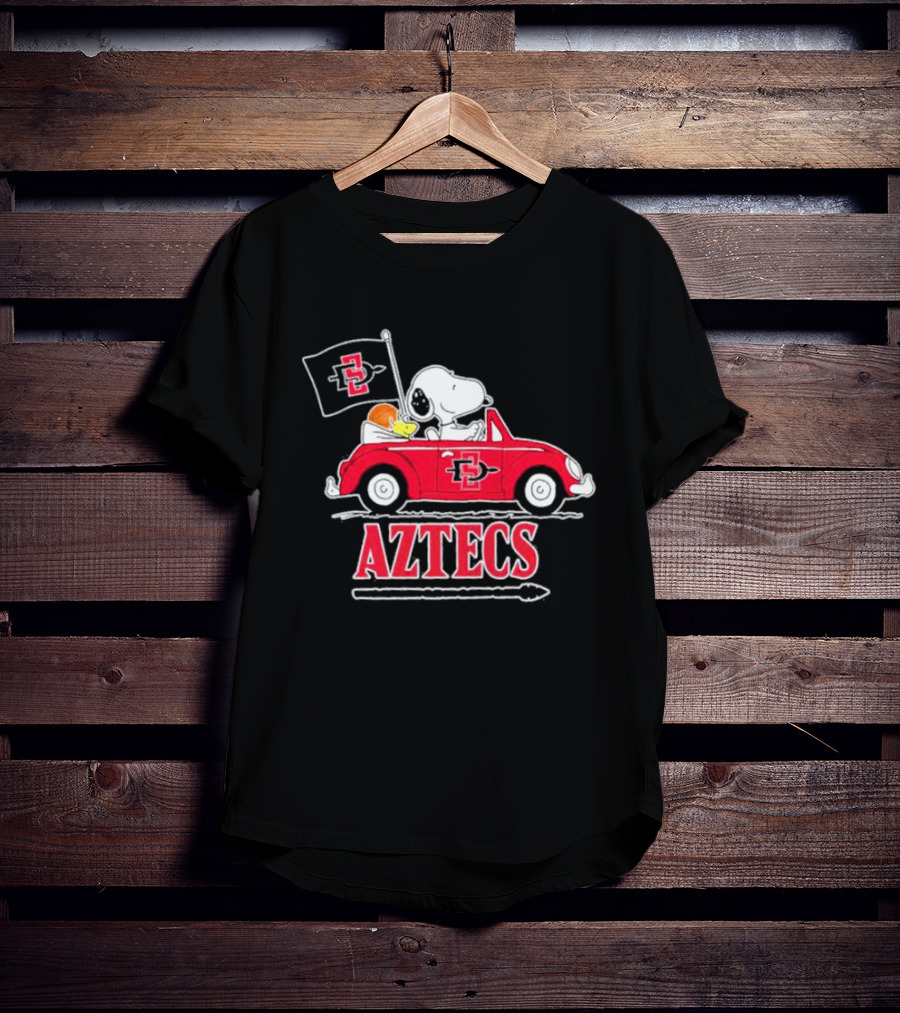Snoopy And Woodstock Riding In Red Car With Aztecs Flag T-Shirt
