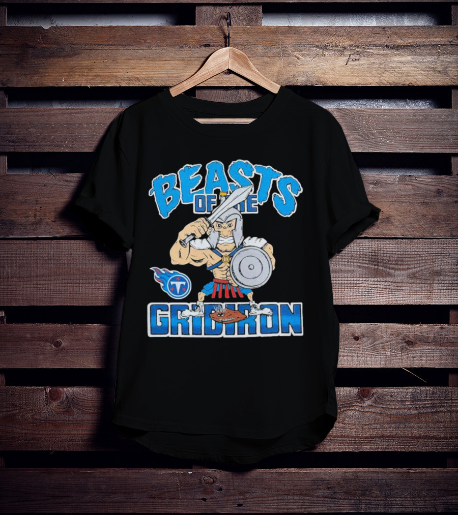 Tennessee Titans Beasts Of The Gridiron Warrior With Sword And Shield T-Shirt