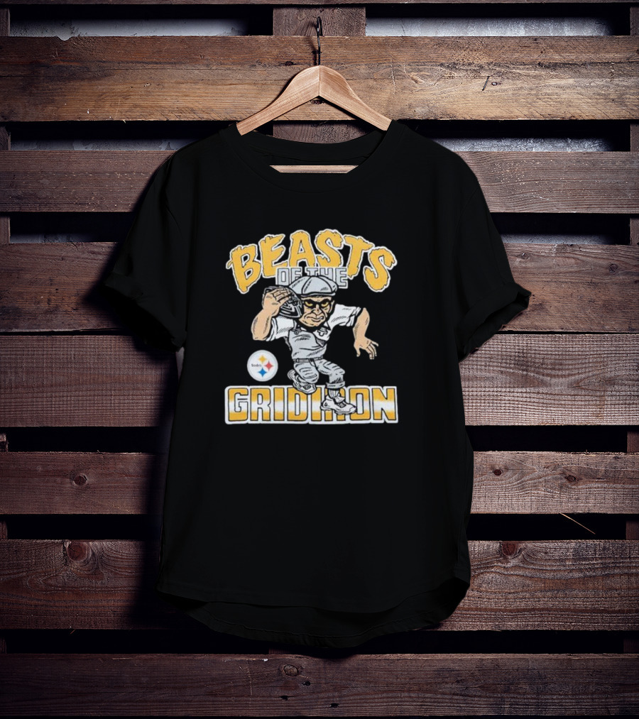 Pittsburgh Steelers Beasts Of The Gridiron Football Player With Helmet And Ball T-Shirt