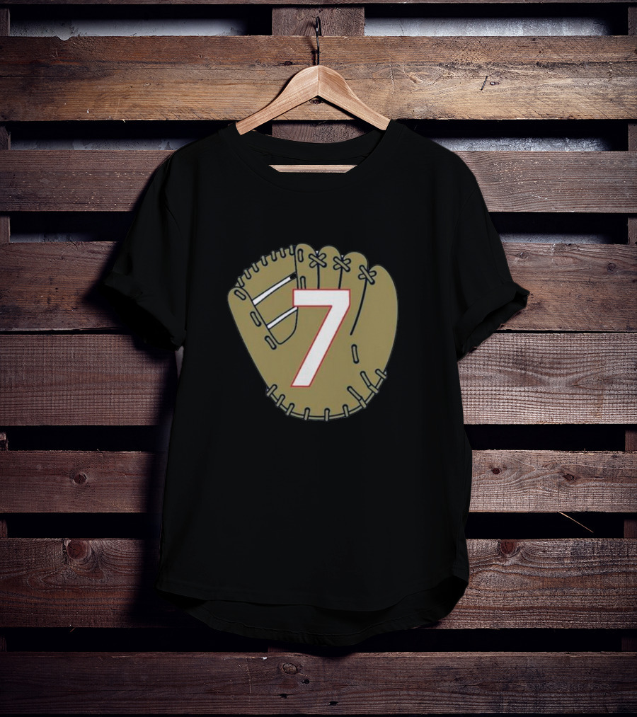 Dansby Swanson Number 7 Baseball Glove T-Shirt