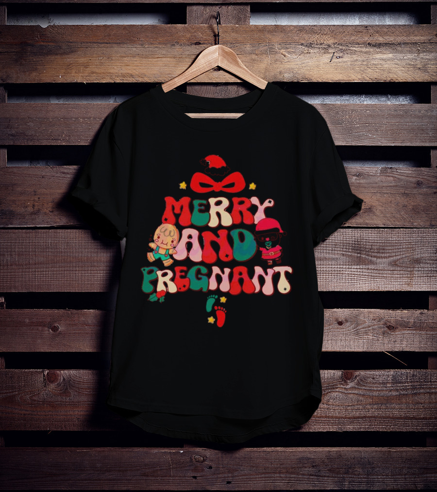Merry And Pregnant Christmas Tree Baby Reveal With Santa Hat And Gingerbread People T-Shirt