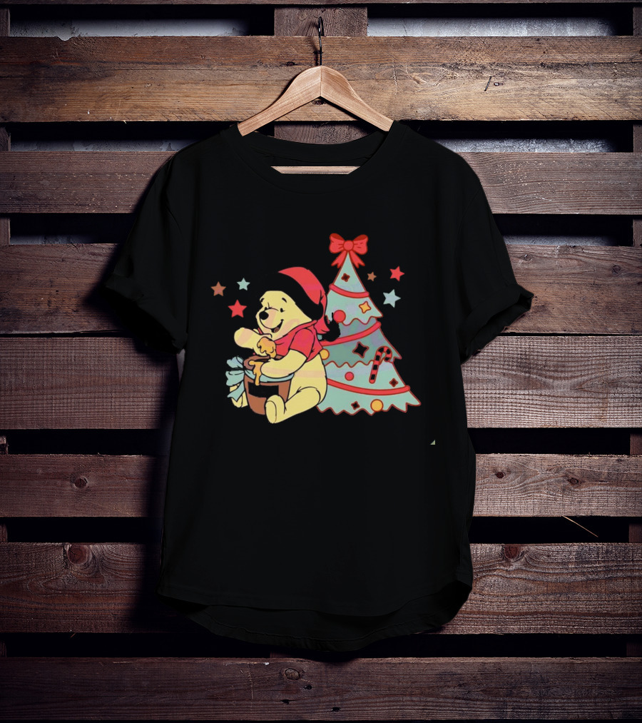 Winni The Pooh Bear Christmas Hunny Jar And Festive Tree T-Shirt
