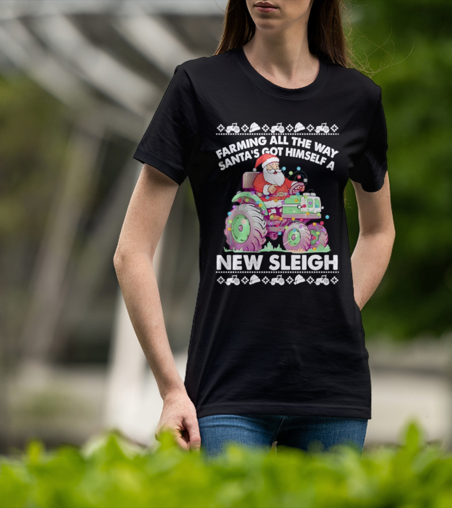 Farming All The Way Santa's Got Himself A New Sleigh Tractor Holiday Lights T-Shirt