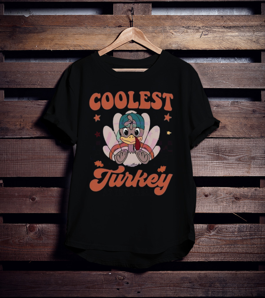 Coolest Turkey At The Table Vintage Cartoon Style With Cap And Stars Decor T-Shirt