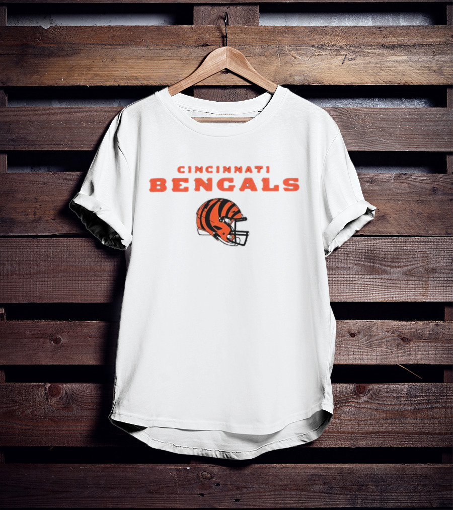 Logan Wilson Cincinnati Bengals 55 Number Helmet T-Shirt
