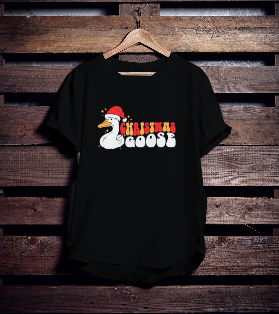 Christmas Goose Santa Hat Funny Holiday Duck T-Shirt