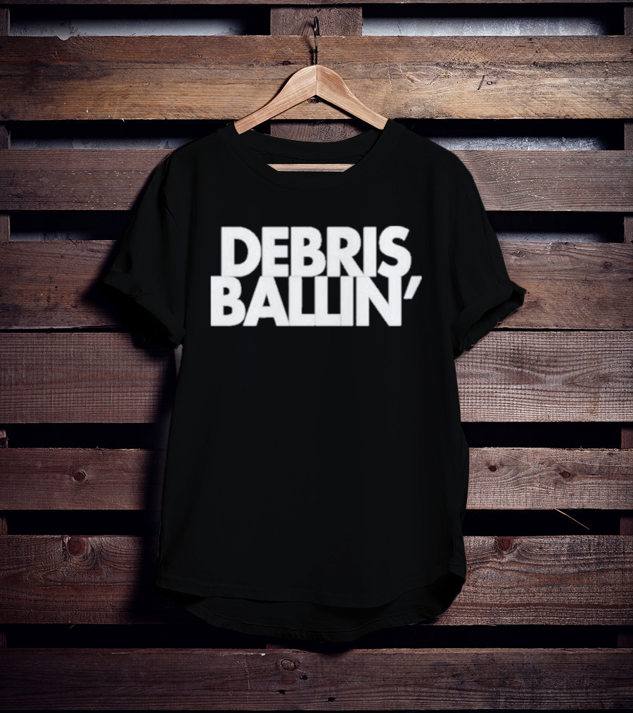Debris Ballin' Bold Textual T-Shirt