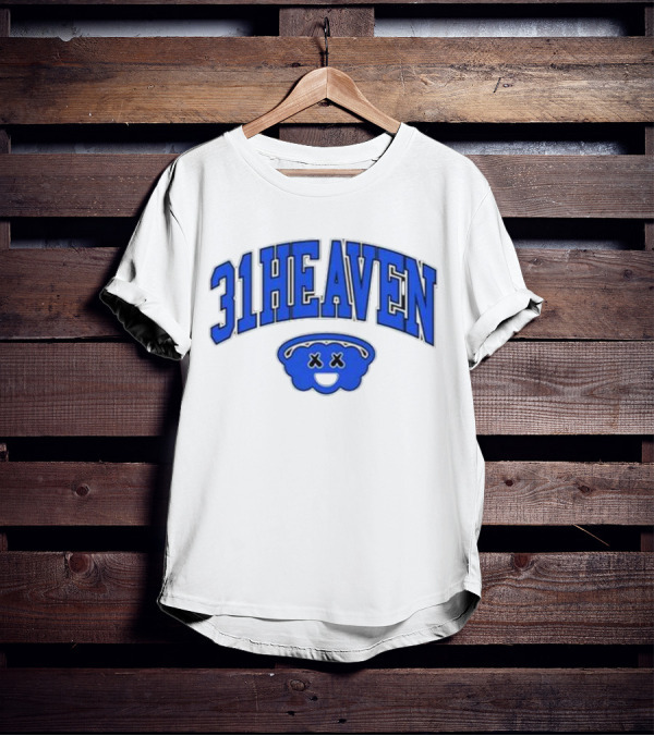Young Mantis 31 Heaven Blue Smiling Cloud T-Shirt