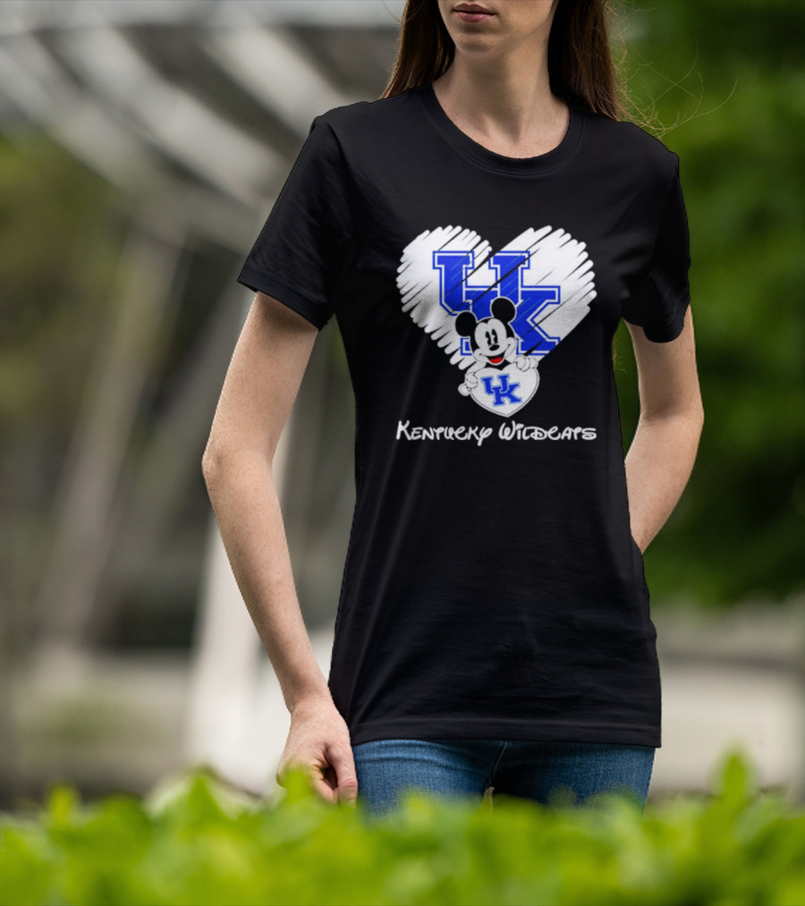 Kentucky Wildcats Heart With Mickey Mouse UK T-Shirt