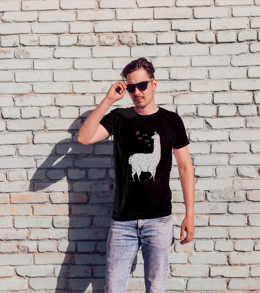 LLAMAS AND MUSICAL NOTES LLA LLA SONG OF THE LLAMA T-Shirt