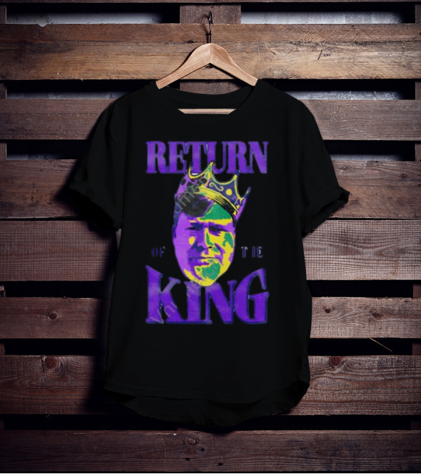 Mintzy Return Of The King Vibrant Portrait With Crown T-Shirt