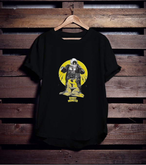 Robot Monster Vintage Retro Sci-Fi Creature Scene T-Shirt