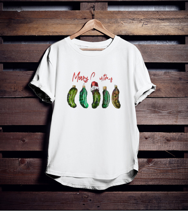 Funny Pickles Merry Christmas Santa Hat Ornaments T-Shirt