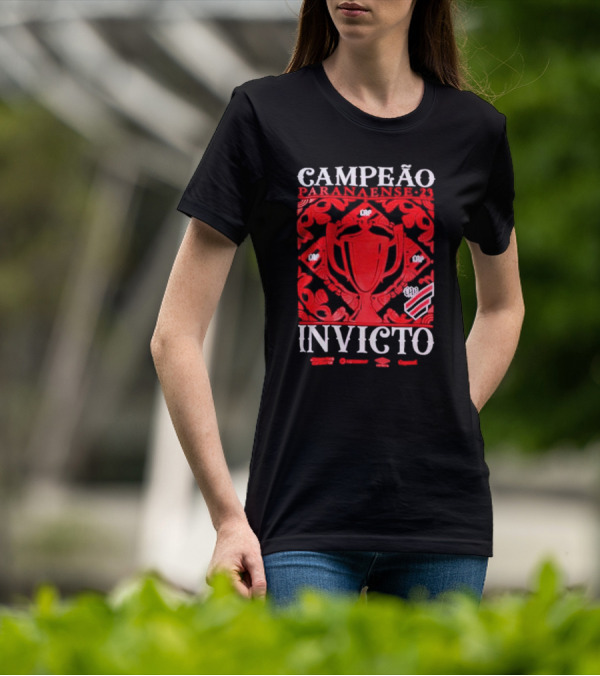 Campeão Paranaense 23 Invicto CAP Trophies And Emblems T-Shirt