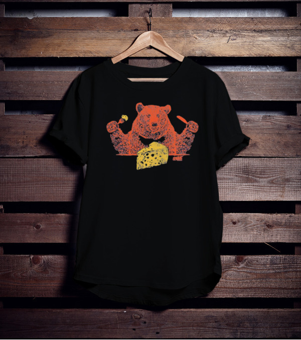Chicago Bears Let's Eat Cheese Bear Eating Cheese T-Shirt