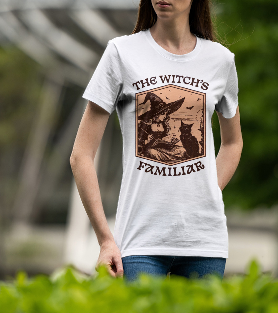The Witch's Familiar Halloween Vintage Witch And Cat T-Shirt