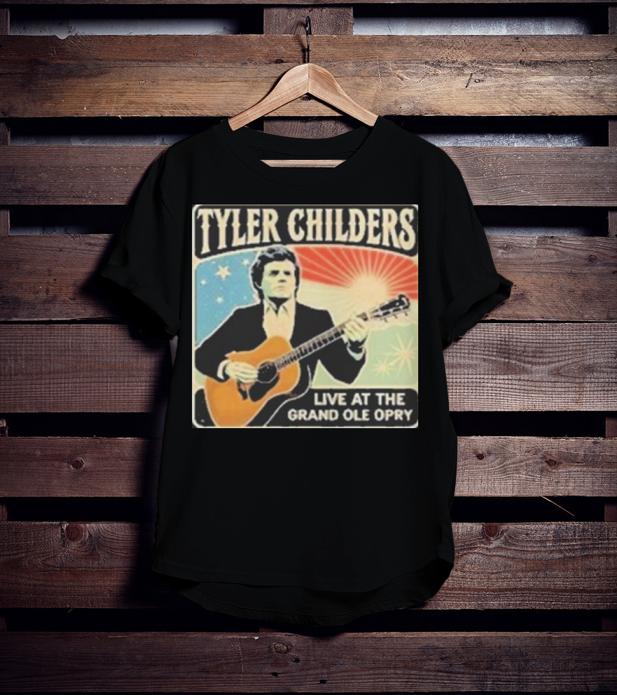 Tyler Childers Live Performance With Guitar At The Grand Ole Opry Iconic Event T-Shirt