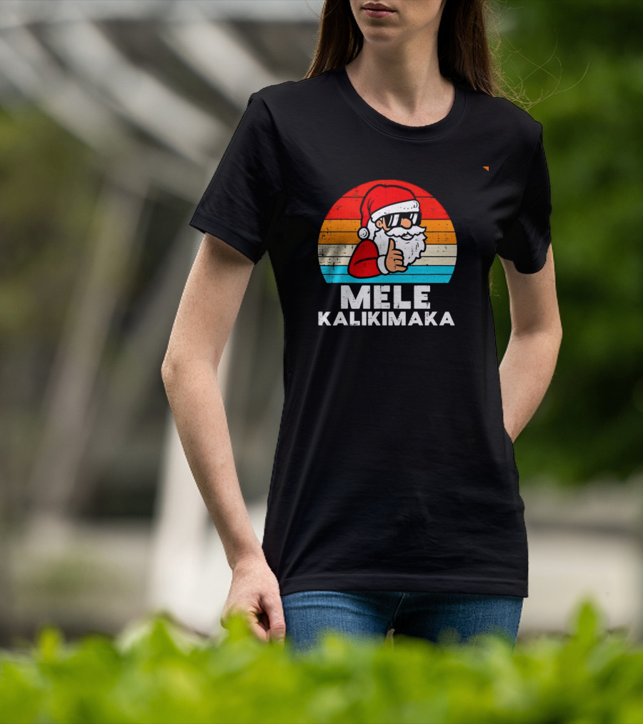 Santa Mele Kalikimaka Christmas Vintage Retro Sunset Thumbs Up T-Shirt