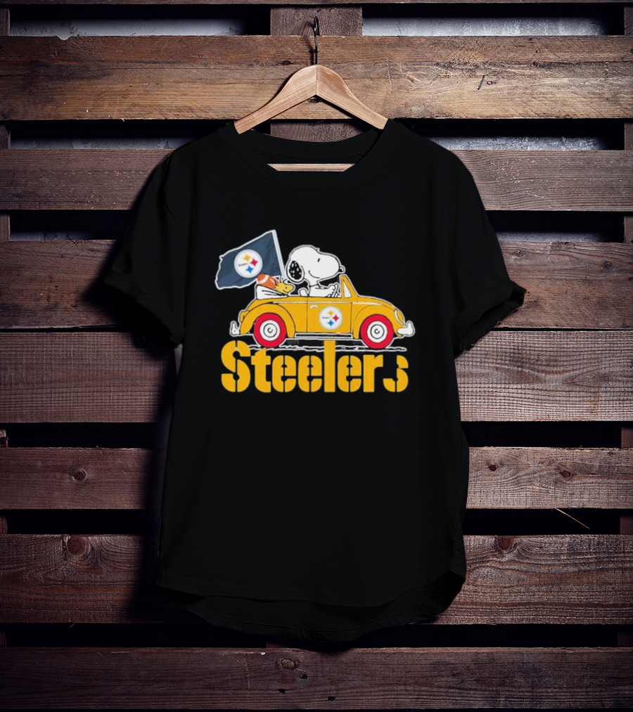Peanuts Snoopy Woodstock Driving Yellow Car With Steelers Flag T-Shirt