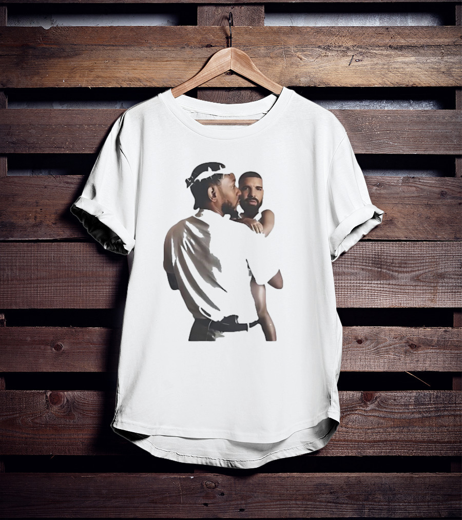 Kendrick Lamar Carrying Drake Rapper Stars Funny Image T-Shirt