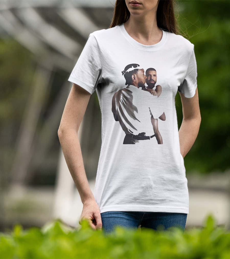 Kendrick Lamar Carrying Drake Rapper Stars Funny Image T-Shirt