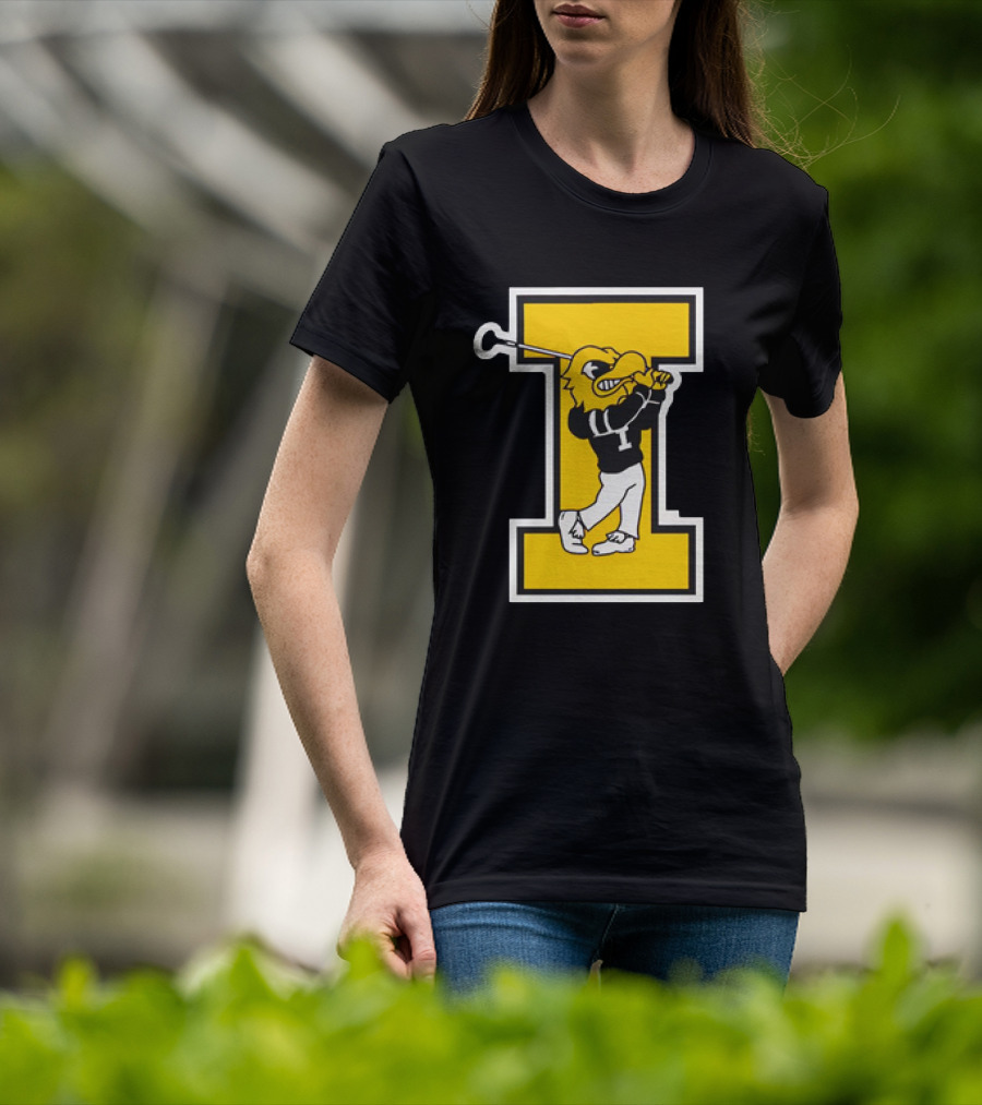 Iowa Hawkeyes Golf Vintage Logo Swinging Herky T-Shirt