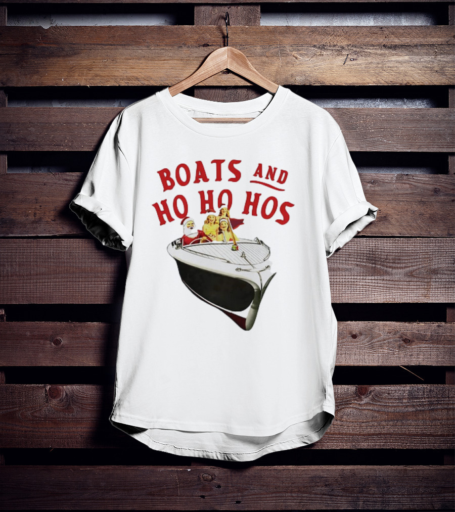 Santa Claus Boats And Ho Ho Hos Christmas Boat Party Holiday Fun T-Shirt