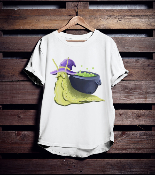 Cauldron Snail Classic Witch Hat Potion Magic T-Shirt