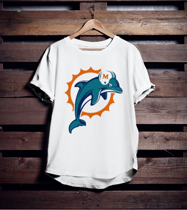 Go Fins Miami Dolphins Football Team Iconic M Helm T-Shirt