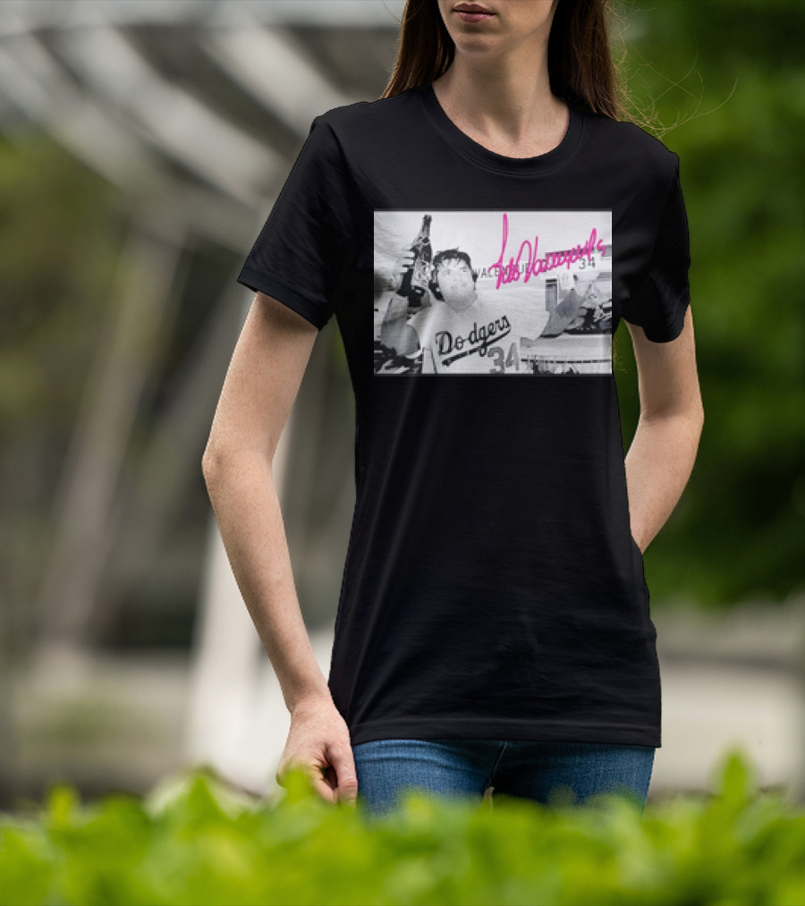 Dodgers Fernando Valenzuela Vintage Photo With Signature Baseball T-Shirt