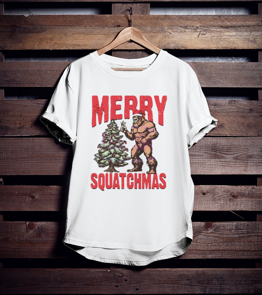 Merry Squatchmas Bigfoot Santa Hat Christmas Tree T-Shirt