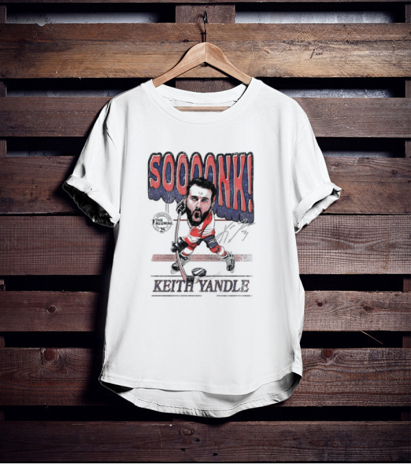 SOOOOONK Keith Yandle Philadelphia Flyers The Alumni Signature Caricature T-Shirt