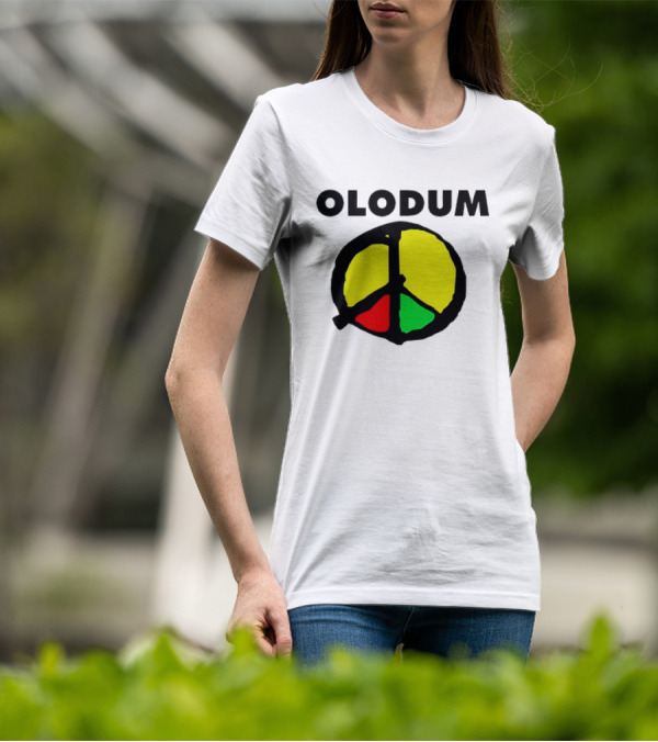 Olodum Peace Symbol With Red Yellow Green Segments T-Shirt