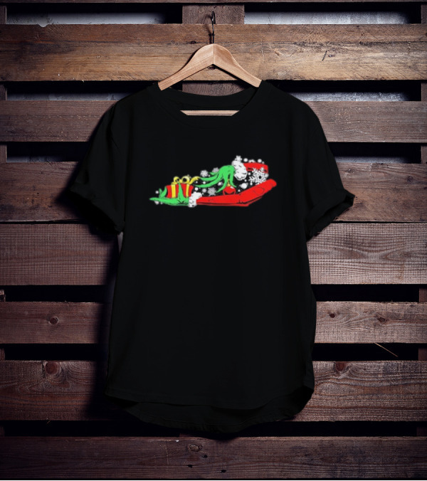 Kentucky Kentuckian Sleigh With Green Hand And Gifts Snowflakes T-Shirt