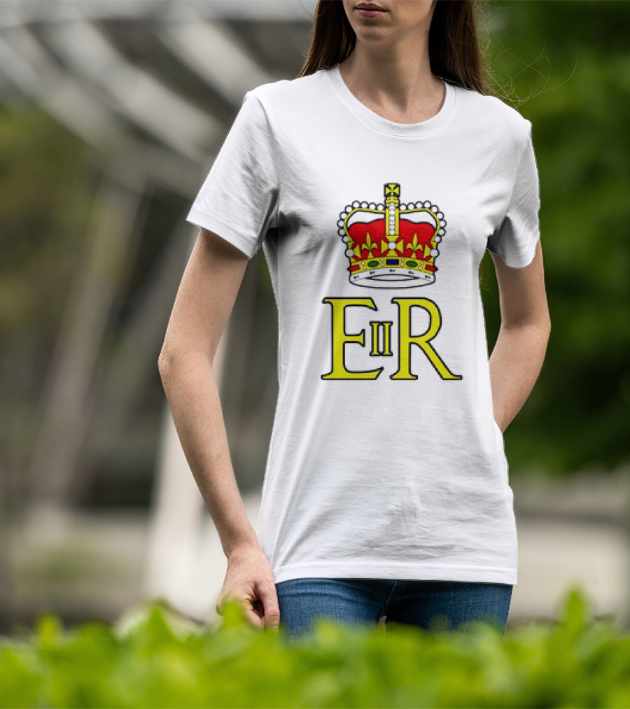 Elizabeth II ER Crown UK Monarch God Save The Queen Iconic Royal T-Shirt