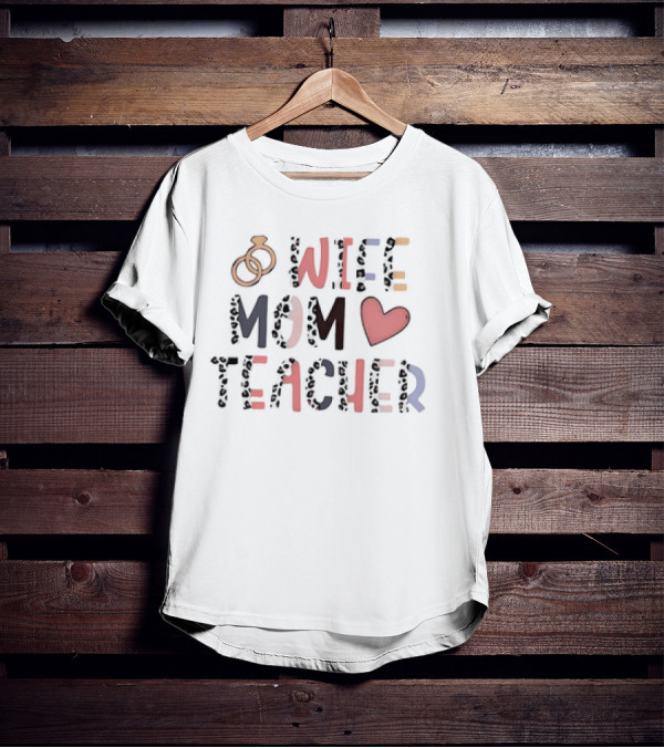 Wife Mom Teacher Rings Heart Leopard Print T-Shirt