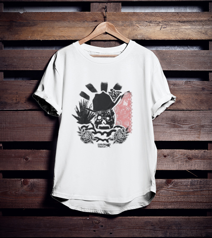 Los Espíritus Espolon Tequila Skull With Agave And Floral Elements T-Shirt
