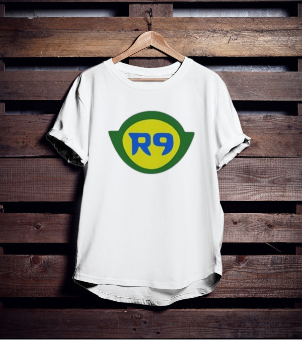 R9 Brazil Iconic Style Wimbledon Retro T-Shirt