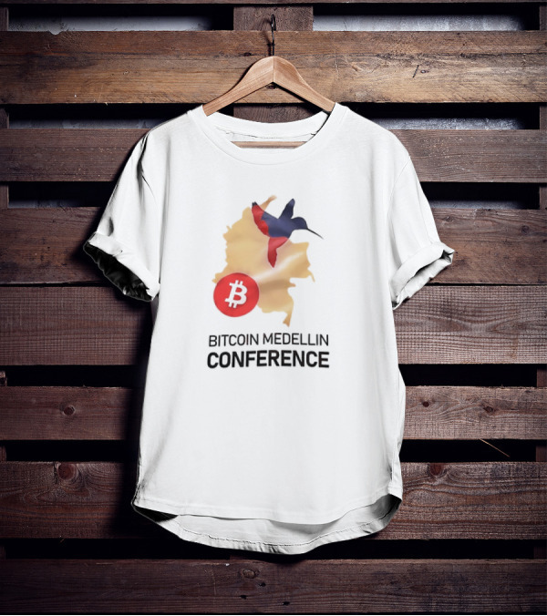 Bitcoin Medellin Conference Colombia Map Hummingbird T-Shirt