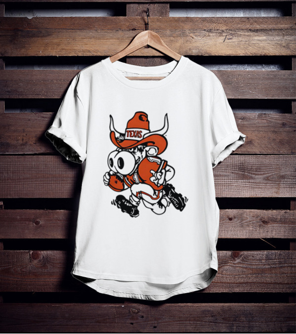 Bevo Texas Longhorn Football Mascot Running Cowboy Hat T-Shirt