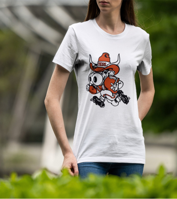 Bevo Texas Longhorn Football Mascot Running Cowboy Hat T-Shirt