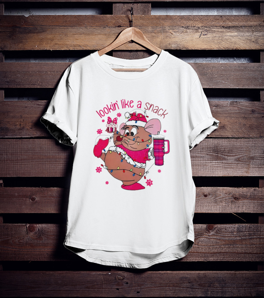 Lookin’ Like A Snack Christmas Mouse Holding Cupcake And Drink T-Shirt