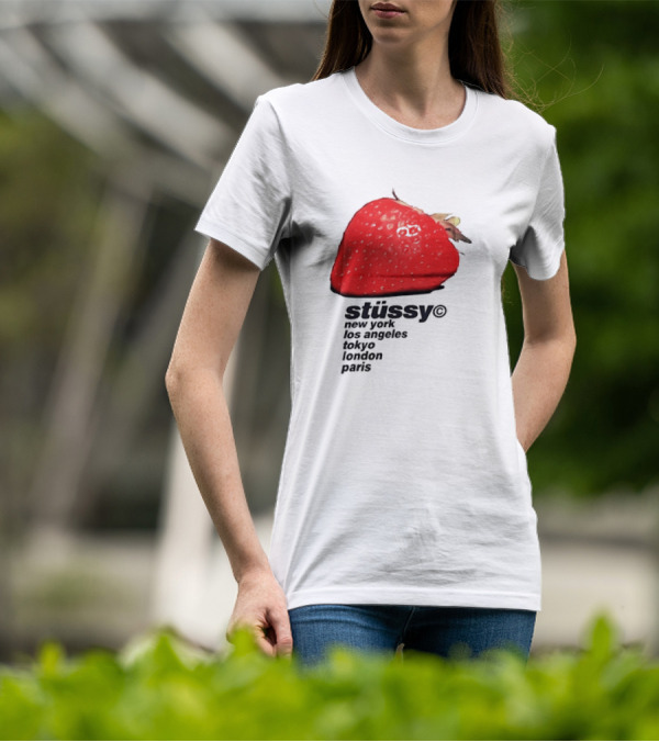 Stussy Strawberry Design New York Los Angeles Tokyo London Paris T-Shirt