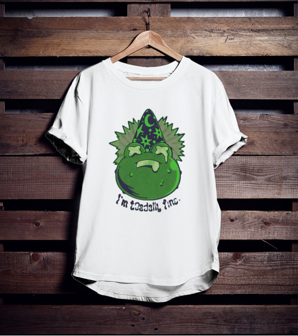 I'm Toadally Fine Vintage Green Toad Witch Hat Stars And Moon T-Shirt