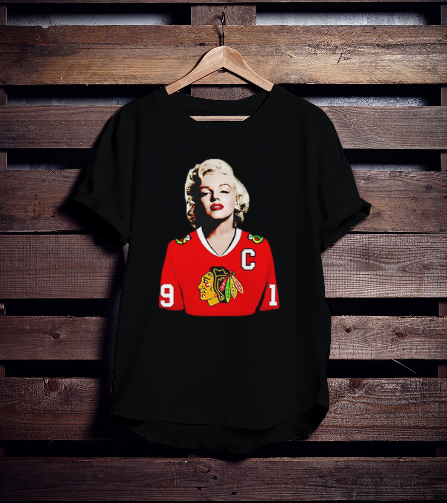 Marilyn Monroe Chicago Blackhawks Jonathan Toews Jersey T-Shirt