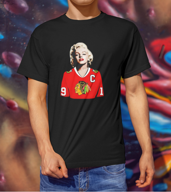 Marilyn Monroe Chicago Blackhawks Jonathan Toews Jersey T-Shirt