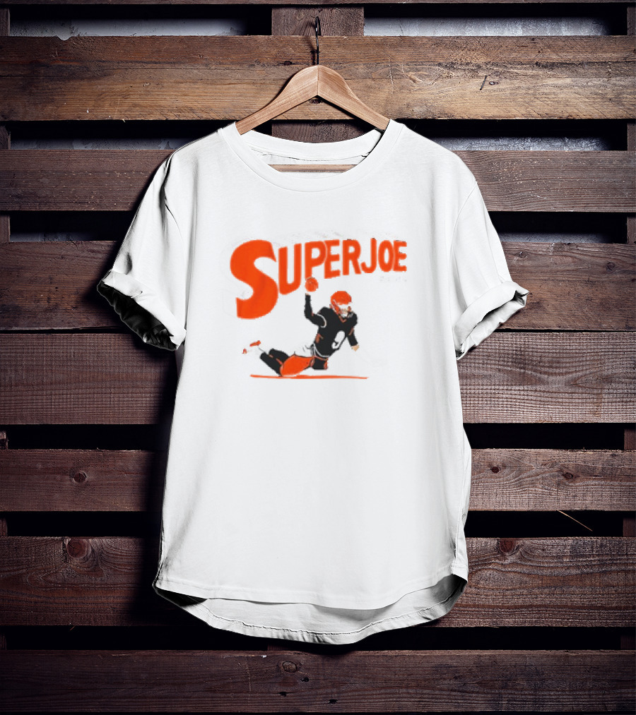 Superjoe Throw 9 Football Superstar T-Shirt