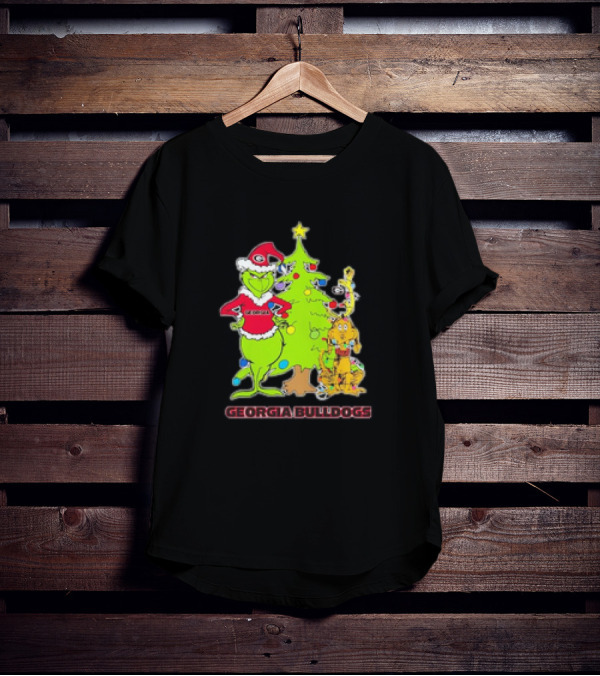 Georgia Bulldogs Grinch Christmas Tree Football T-Shirt