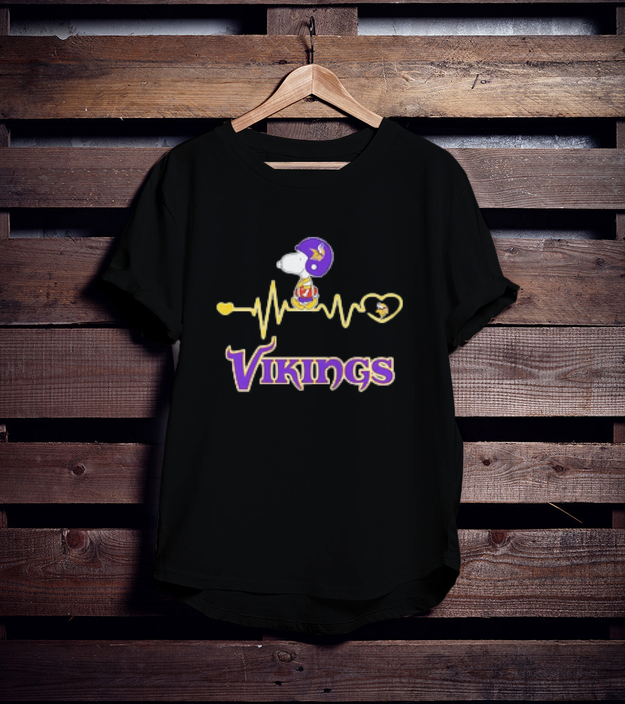 Snoopy Heartbeats Minnesota Vikings T-Shirt