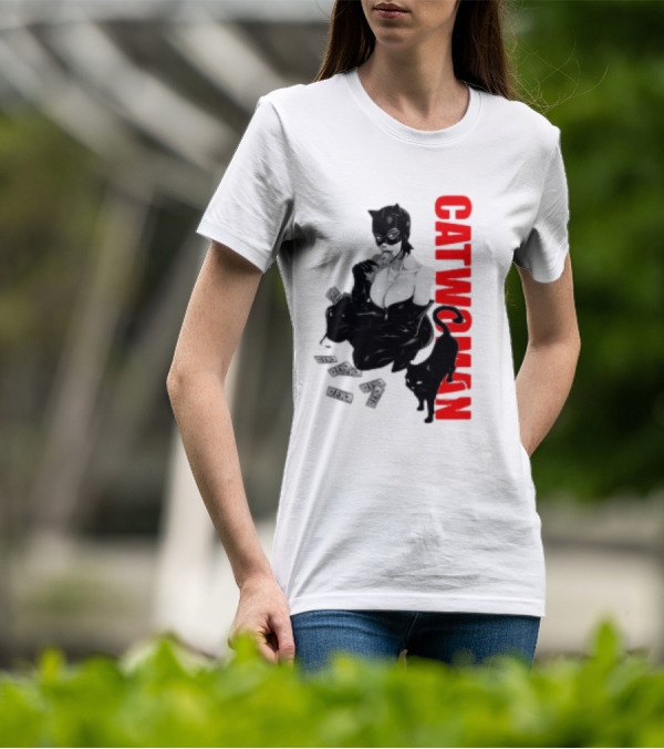 Catwoman Cartoon Noir With Money And Black Cat T-Shirt
